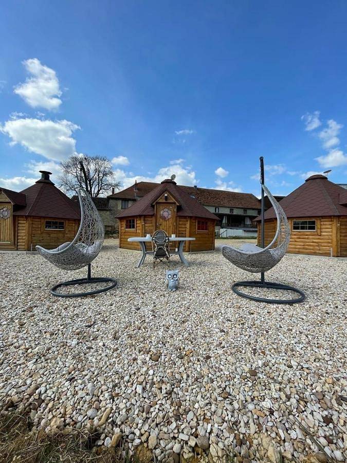 Tente pour 4 personnes, avec vue et terrasse dans les Ardennes - 2