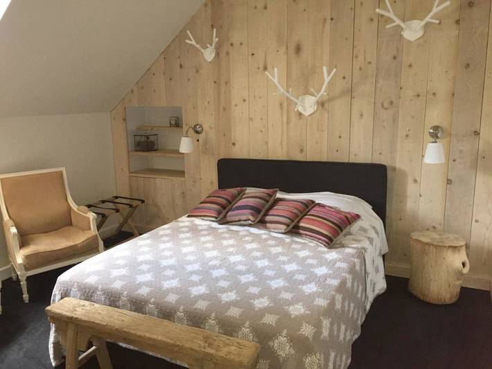 Chambre d’hôte pour 2 personnes, avec Terrasse et Vue dans Saint-Amand-Montrond
