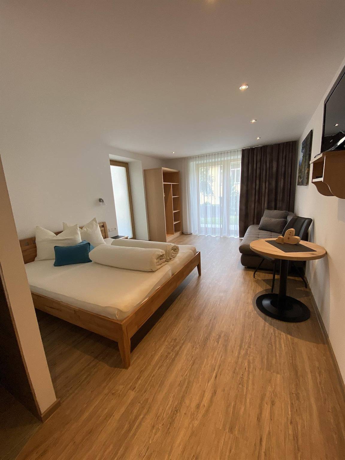 Ganze Ferienwohnung, Garten-Appartment in Tuxer Alpen, Kaltenbach