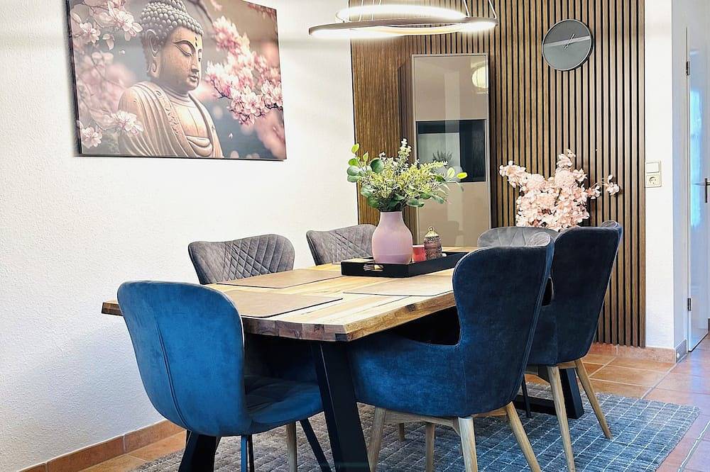 Gemütliches Ferienhaus zwischen See, Wald und Meer in Pönitzer See, Scharbeutz