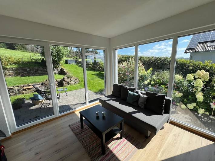 Ferienwohnung für 4 Personen, mit Terrasse und Garten sowie Ausblick in Kürten