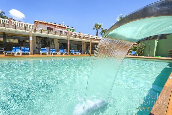Hôtel pour 2 personnes, avec piscine ainsi que jardin et vue