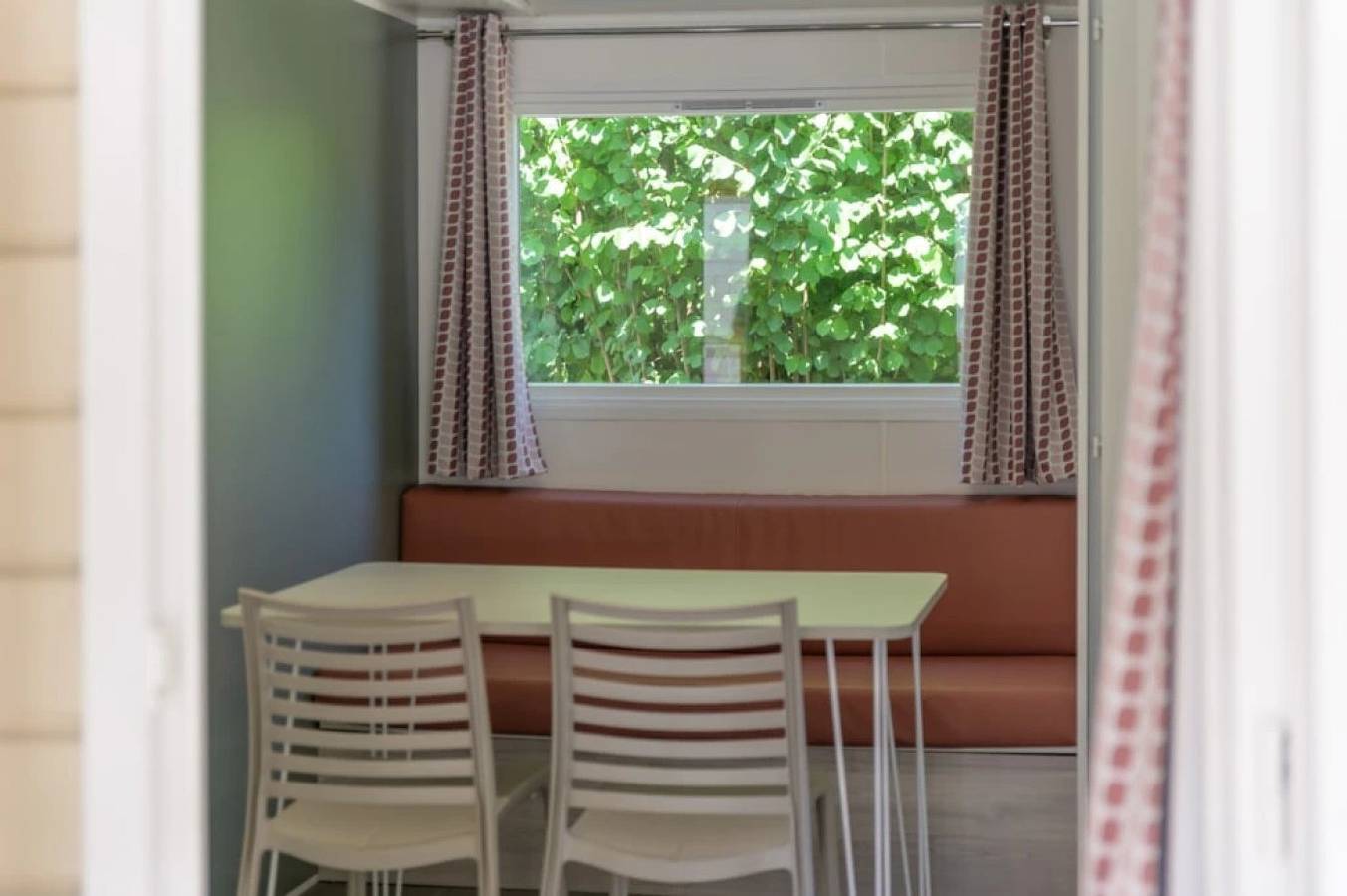 Camping 2 étoiles - Piscine in Sospel, Mittelmeerküste (Frankreich)