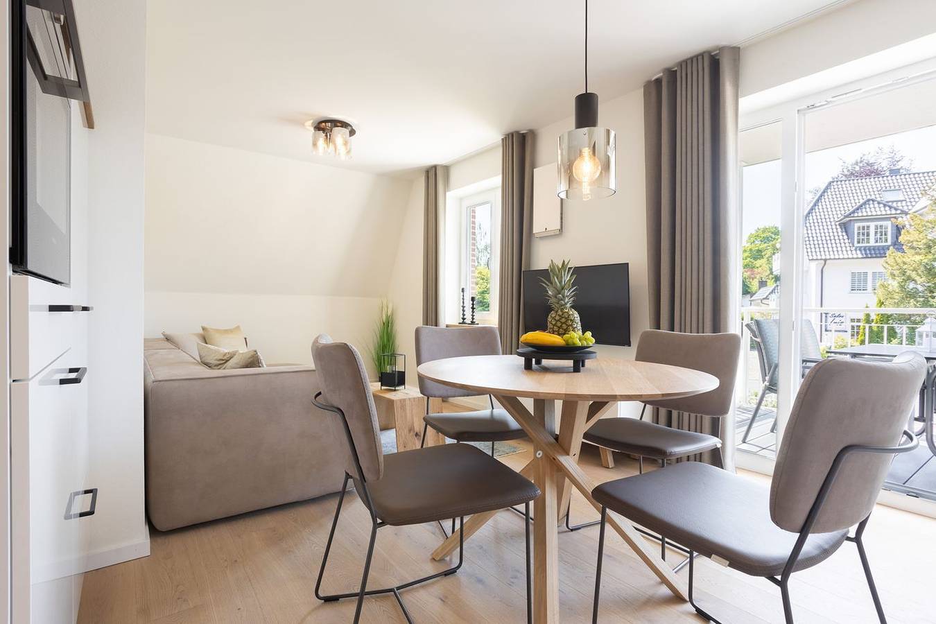 Entire apartment, Villa Dornkamp 3 – Design trifft Komfort. Sauna. Balkon. Familienfreundlich. in Timmendorfer Strand, East Holstein