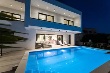 Villa für 10 Personen in Primosten, Šibenik-Knin, Bild 3