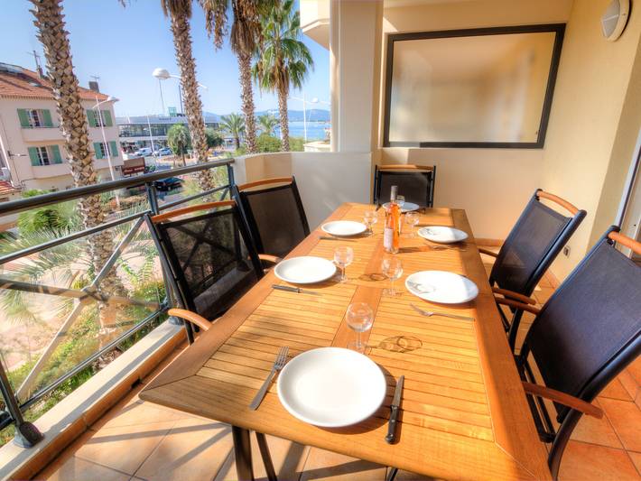 Gîte pour 6 personnes, avec terrasse dans Vieux Port (Saint-Raphaël) - 2