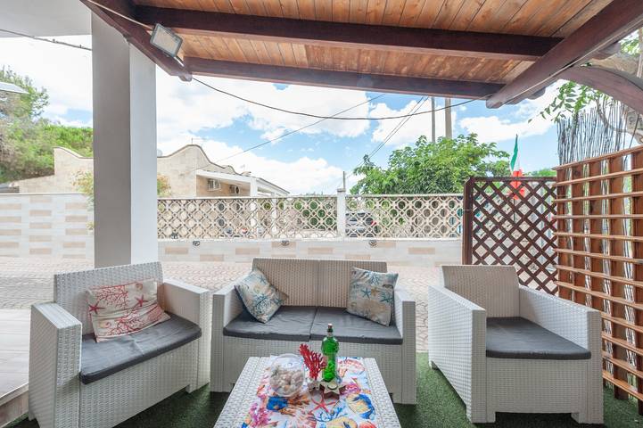 Il Marchese Mirante 'Room 4' with Shared Garden, Wi-Fi and Air Conditioning in Manduria, Gulf of Taranto