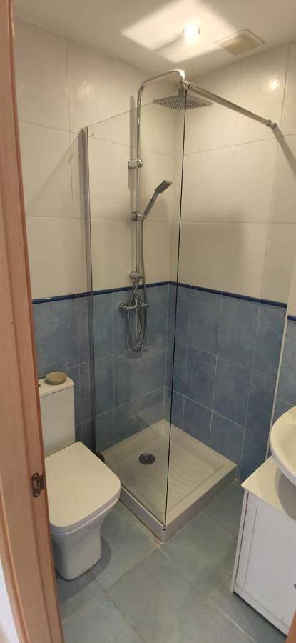 Casa rural para 4 personas, con Balcón y Jacuzzi además de Terraza y Jardín en Alameda - 2