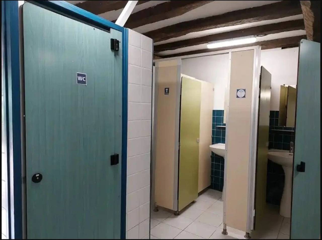 Zecamping 4* piscine couverte pataugeoire chiens acceptés tente 13m2 in Saint-Boil, Regio Chalon-sur-Saône