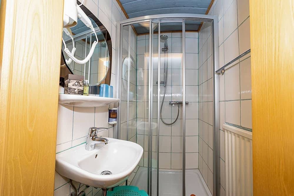 Ganze Wohnung, Doppelzimmer 6 Süd - Haus Rosemarie in Nesselwängle, Außerfern