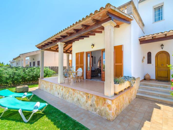 Ferienwohnung für 6 Personen, mit Terrasse und Garten in Portocolom