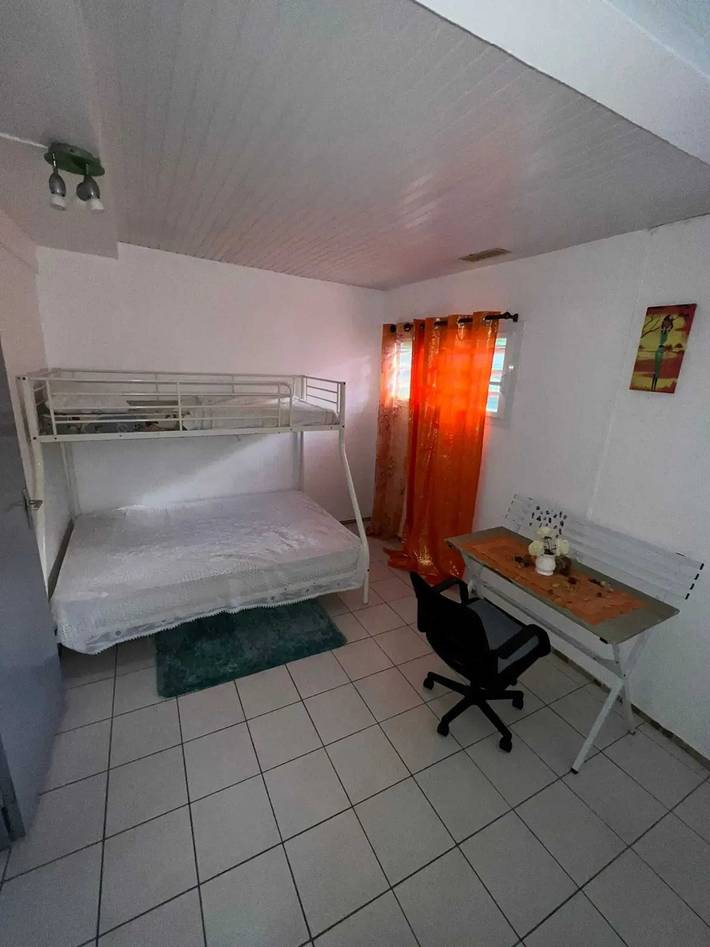 Gîte pour 4 personnes, avec terrasse à Le François - 3