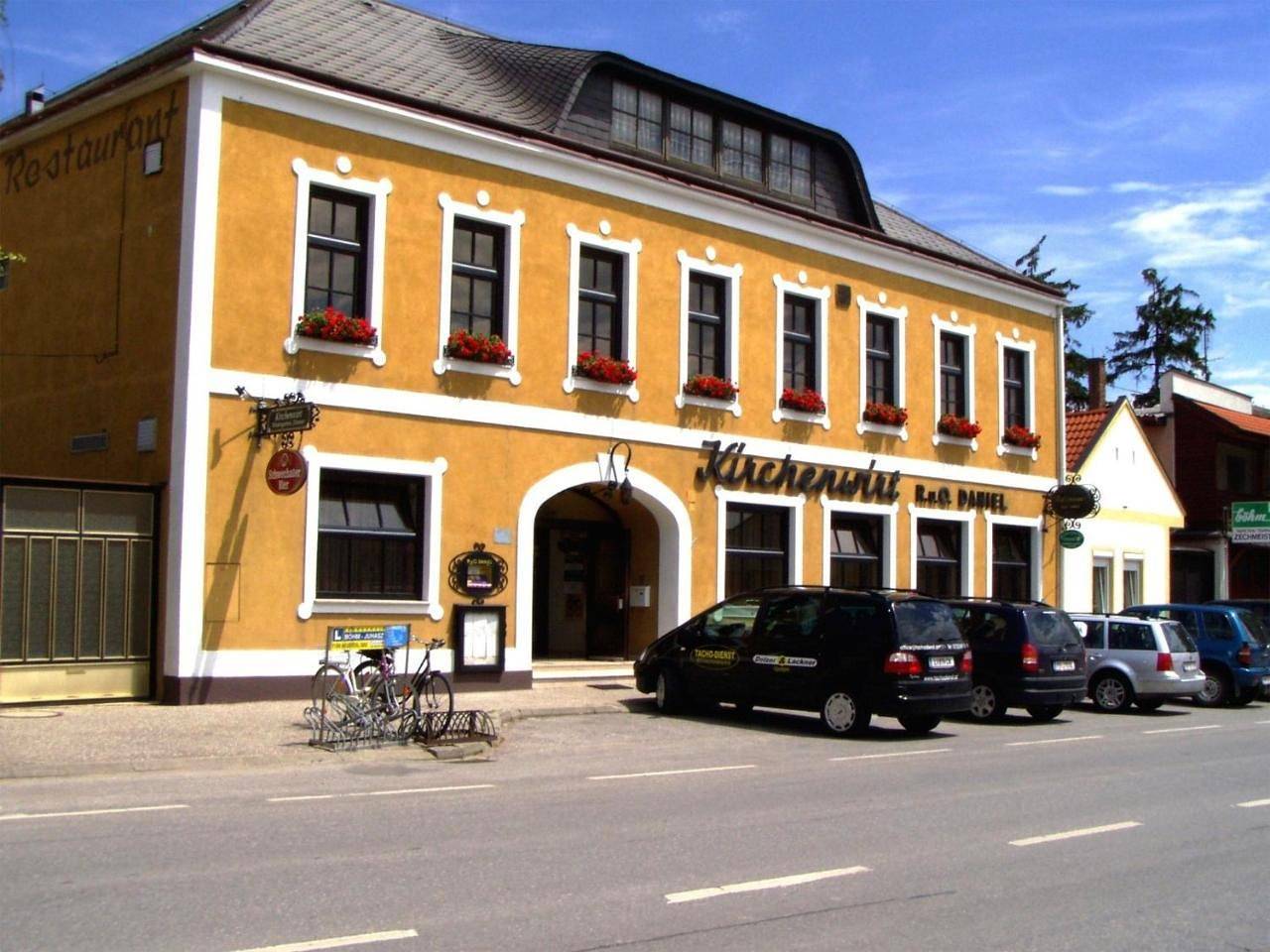 Weinhotel Kirchenwirt in Gols, Neusiedlersee-Hügelland