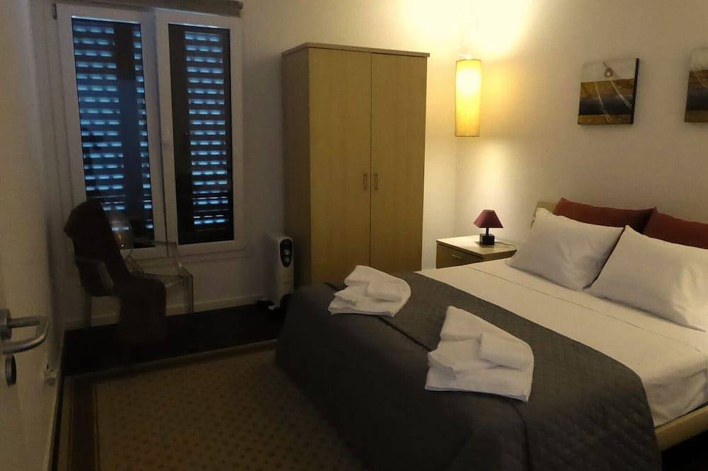 Entire apartment, 2Stay - A1 Local Accommodation with swimming pool in São Miguel Island, Ponta Delgada