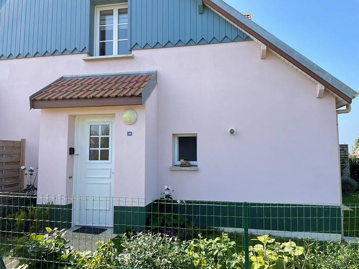 Gîte pour 4 personnes, avec terrasse et jardin