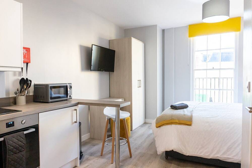 Entire apartment, Chic Studio in Cheltenham in Cheltenham, Gloucestershire