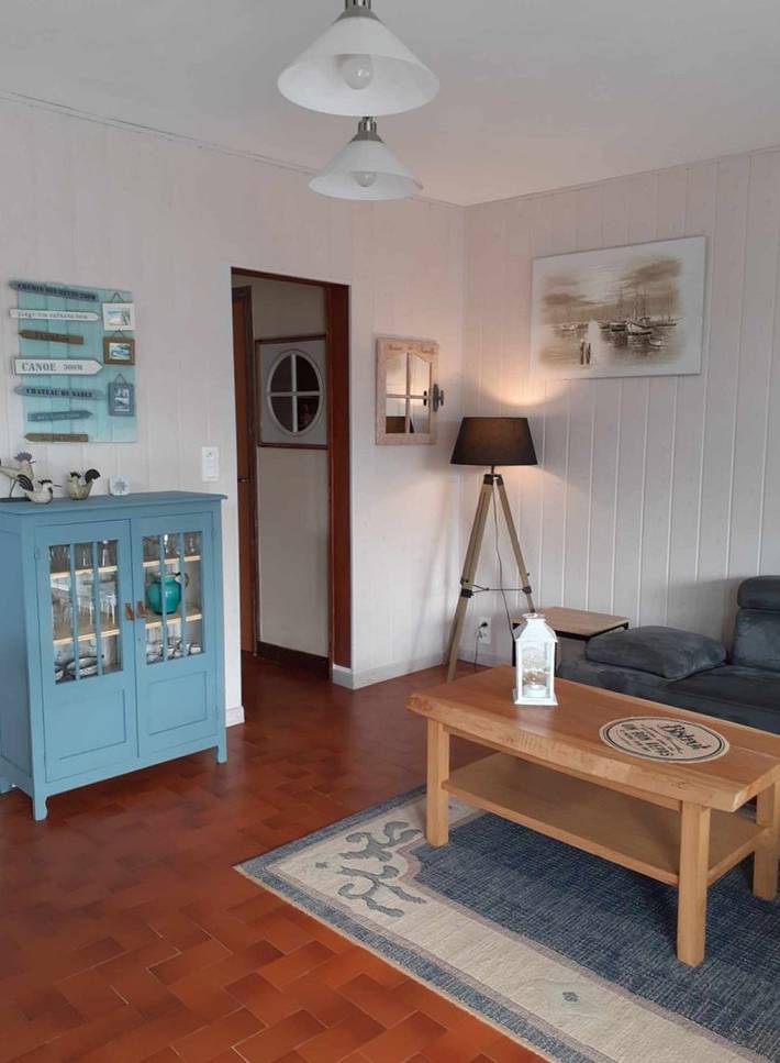 Gîte pour 6 personnes, avec terrasse et jardin