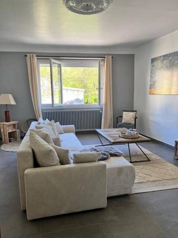 Gîte pour 8 personnes, avec jardin à Sylvanès