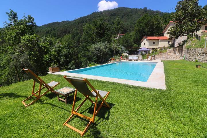 Casa rural con piscina para 2 personas, con jardín en Distrito de Braga - 2
