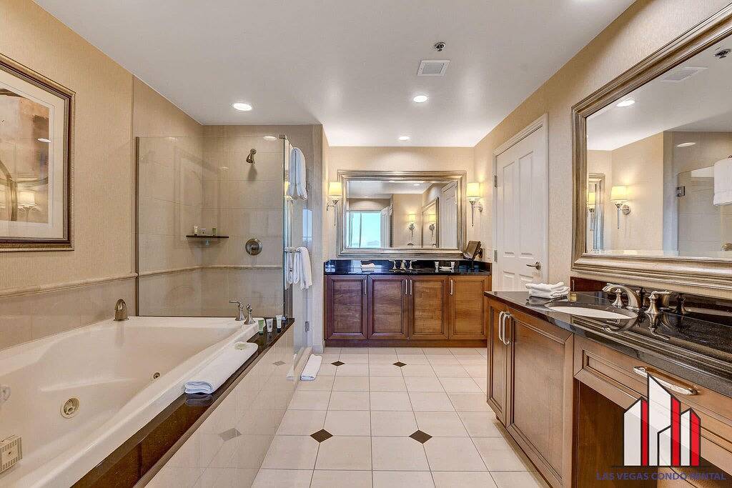 Ganze Wohnung, Mgm Signature-28-602 1Br 2Ba Balcony Jacuzzi Suite in Las Vegas Strip, Paradise