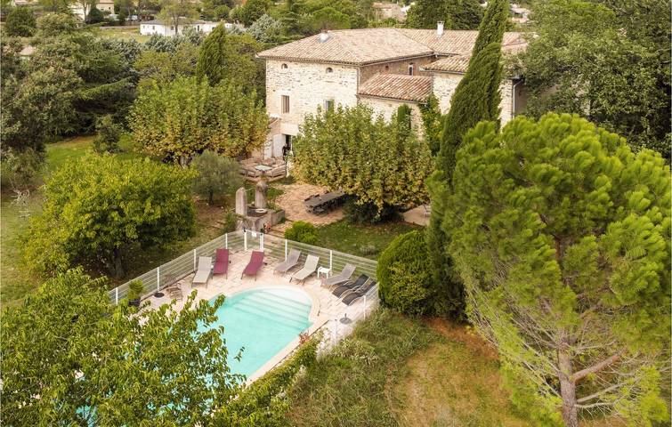 Ferienhaus für 25 Personen, mit Terrasse und Pool sowie Garten in den Cevennen - 4