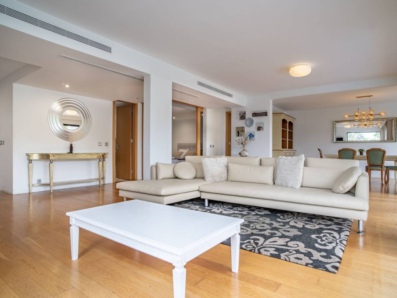 Ferienvilla "Gold Villa" mit eigenem Pool in São Martinho, Madeira