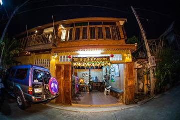 Maison d’hôte pour 3 personnes, avec terrasse et jardin dans Phra Nakhon Si Ayutthaya