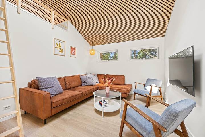 Modern holiday home for 10 people with pool and outdoor sauna in Blavand, Región de Varde
