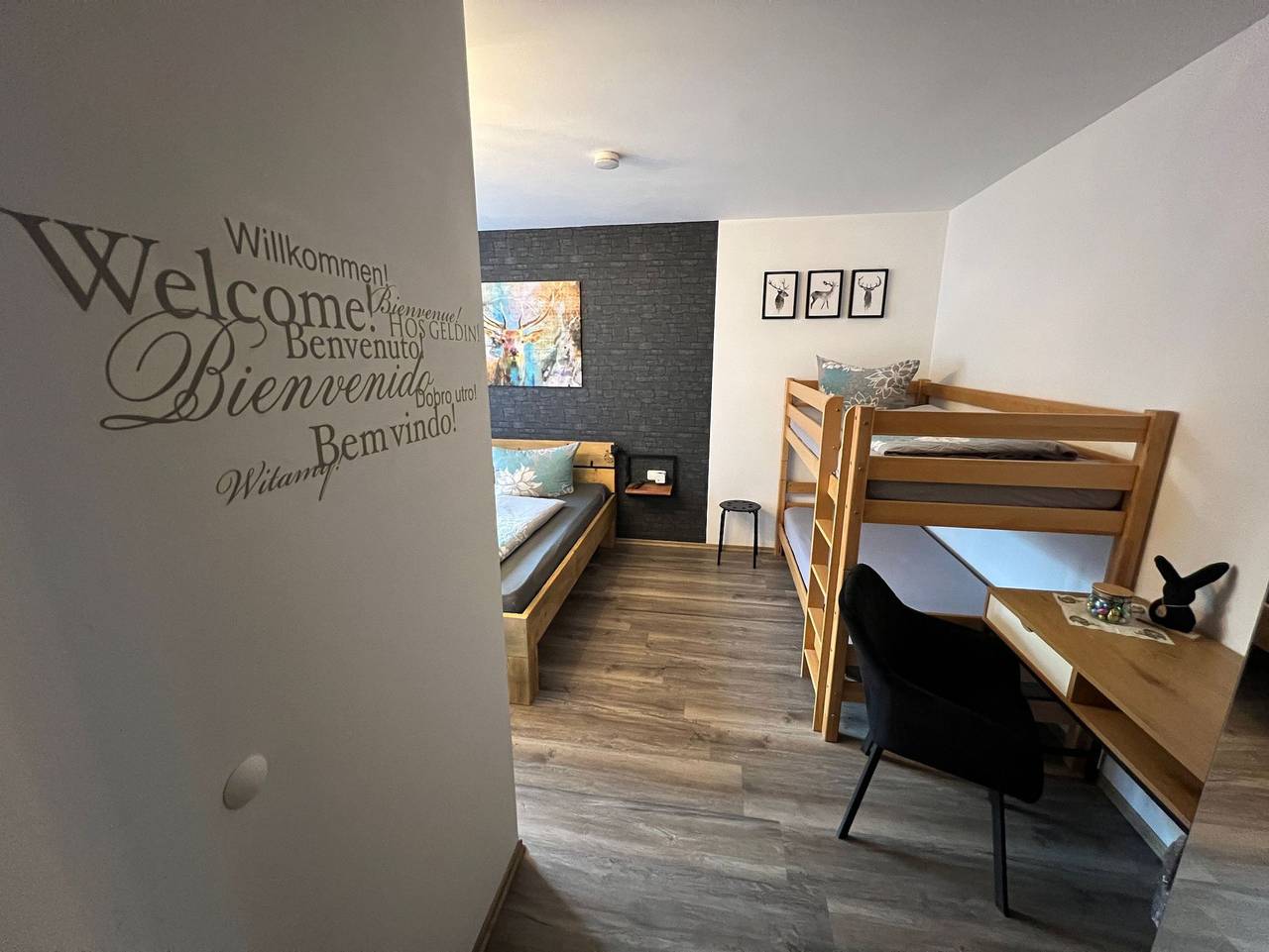 Ganze Ferienwohnung, Gästehaus Luna - Zimmer 2 in Europa-Park, Rust