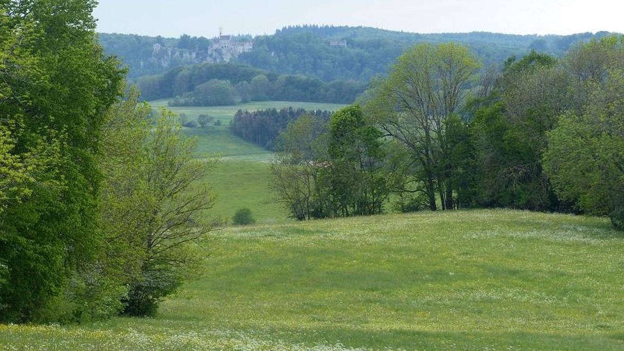 Geheel vakantieappartement, Ferienwohnung für 2 Personen (42 m²) in Göllesberg in Lichtenstein, Neckar-Alb