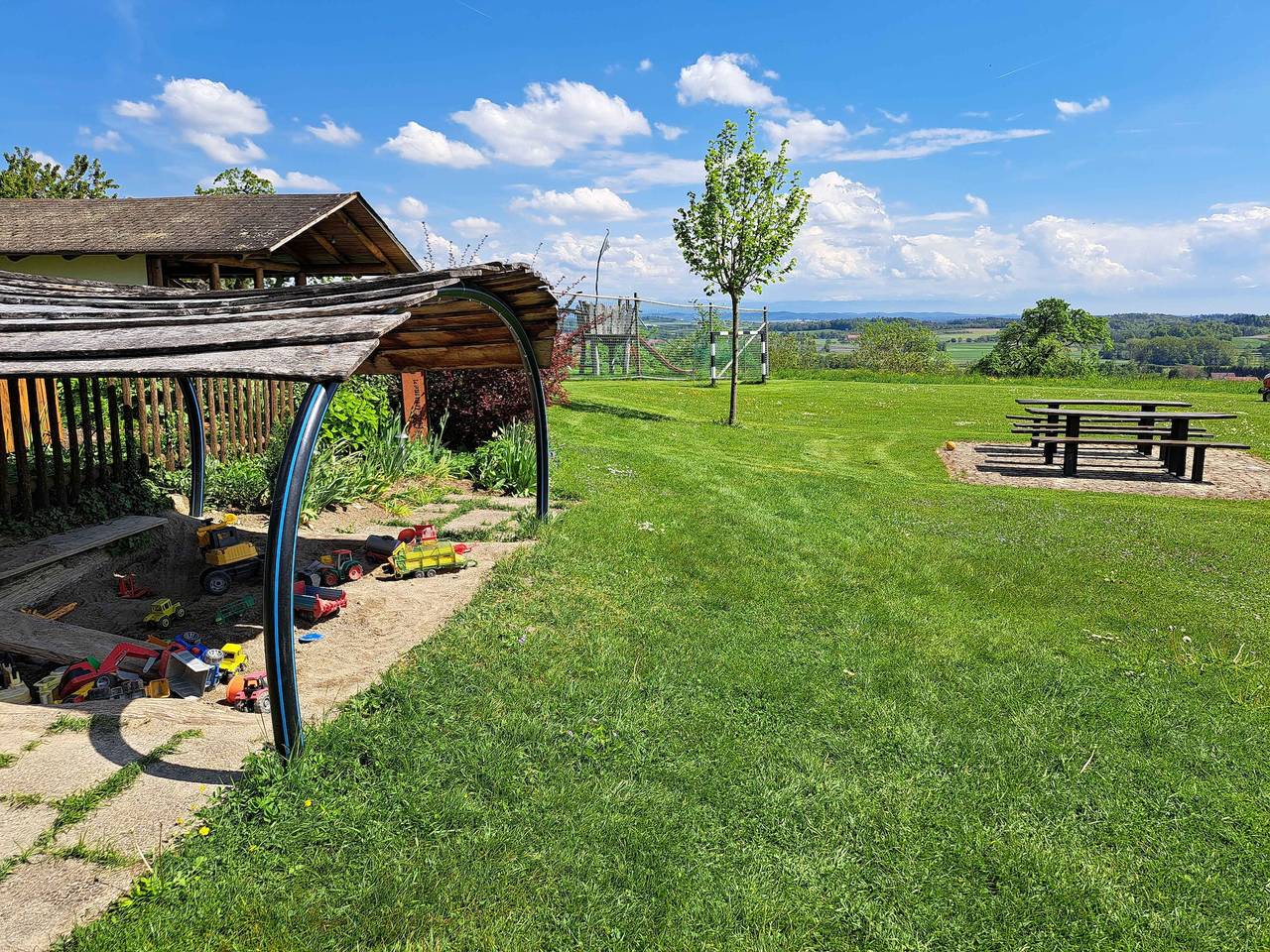 Ferienhof Gehrenberg - Gänseblümchen, 80qm, 2 Schlafzimmer, max. 4 Personen in Markdorf, Region Bodensee-Oberschwaben