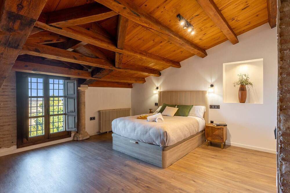 Mansion 35min Madrid|Cinema| Pool|Bbq| Car Charger in Guadalajara, La Alcarria