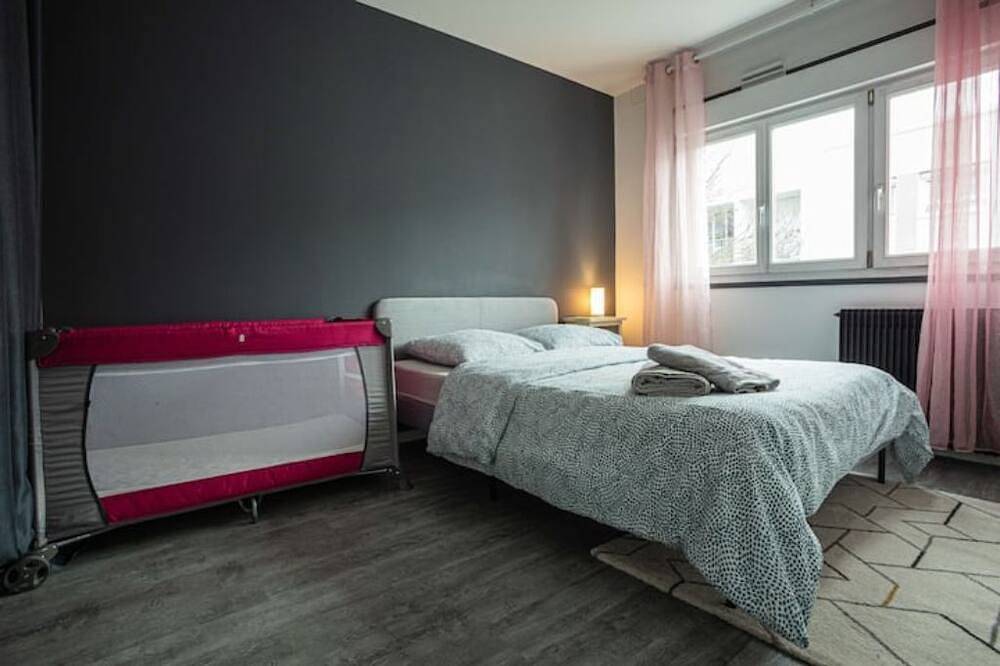 Appartement entier, *Cosy Home 20' Paris 25' Disney - Free Wifi* in Villiers-sur-Marne, Val-de-Marne