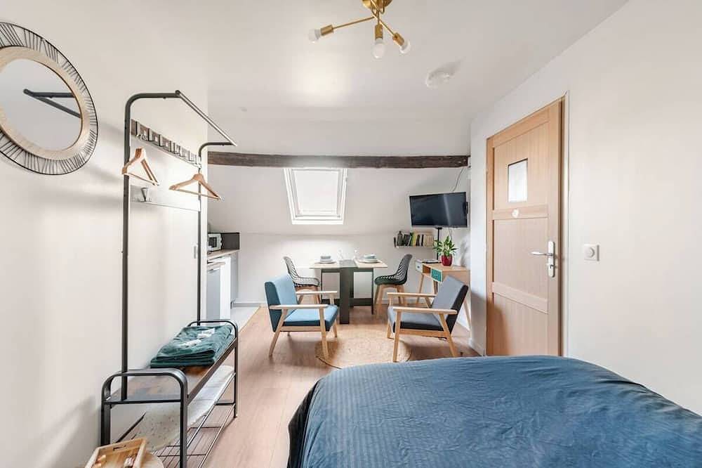 Appartement entier, Beau studio lumineux central - Très proche gare in Cambrai, Département Nord
