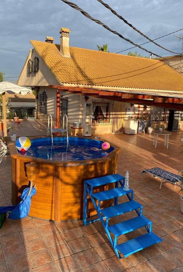 Location de vacances pour 10 personnes, avec vue ainsi que piscine et jardin, adapté aux familles à Lorca - 2