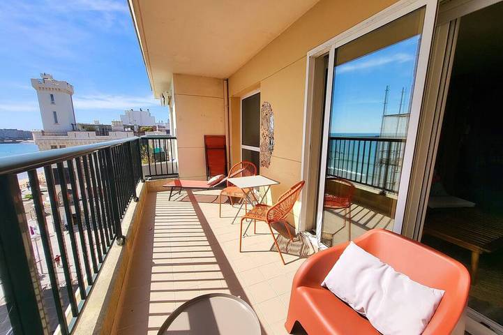 Gîte pour 2 personnes, avec terrasse dans Office De Tourisme Du Chateau D Olonne