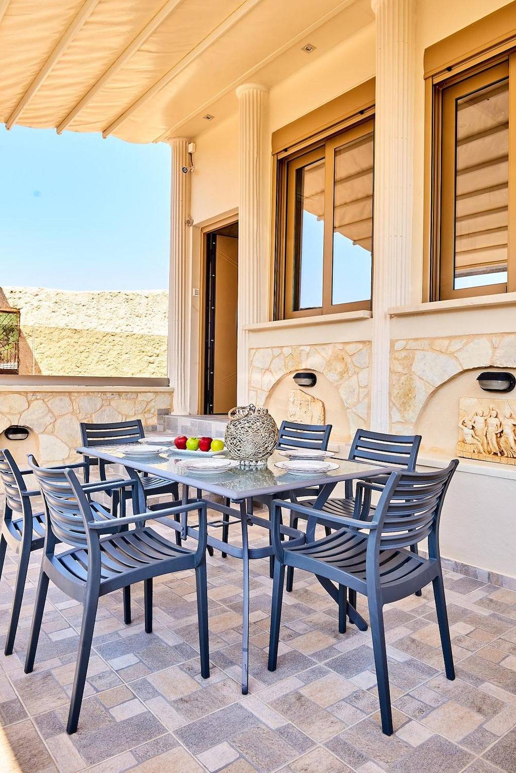 Villa 'Vlite' met Uitzicht op Zee, Wi-Fi en Airconditioning in Chania en omgeving