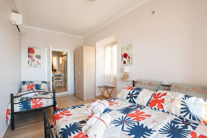 Appartamento intero, Casa di Lele sopra la spiaggia in Nettuno, Provincia di Roma