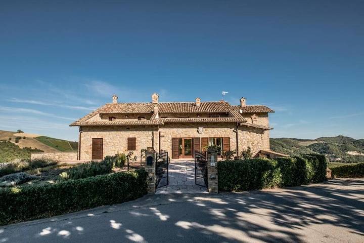 Casa vacanza per 7 persone, con panorama e giardino - 1