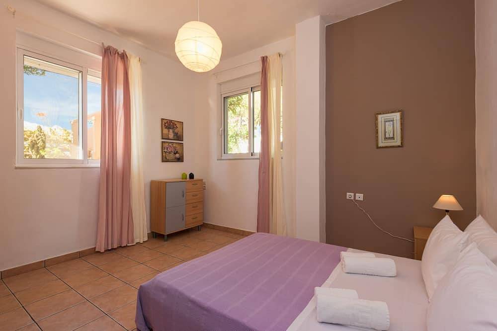 Eine 4-Schlafzimmer-Villa mit privatem Pool, 4 km vom Strand entfernt in Chania und Umgebung