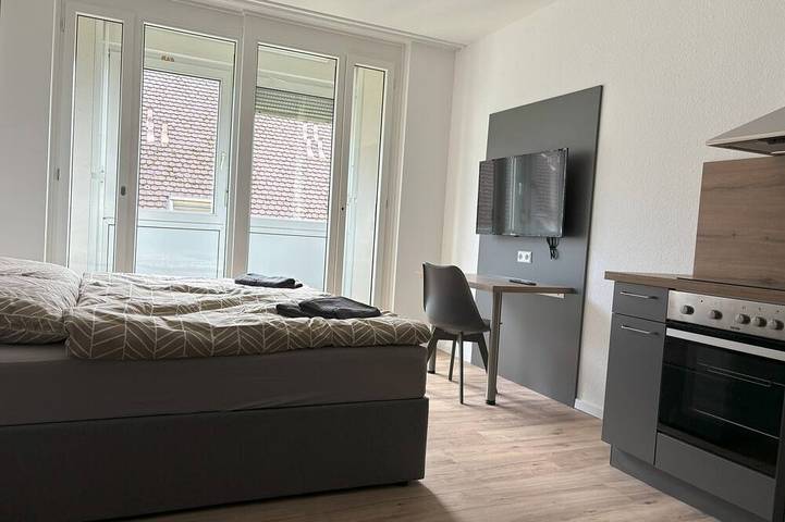 Ganze Wohnung, Apartment mit Küche und Badezimmer in Leimen, Rheinebene