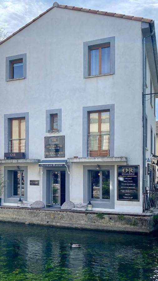 Gîte pour 5 personnes, avec vue, animaux acceptés dans Office De Tourisme Du Pays Des Sorgues Et Des Monts De Vaucluse - 3