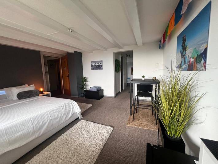 Chambre d’hôte pour 2 personnes, avec jardin et vue à Icogne