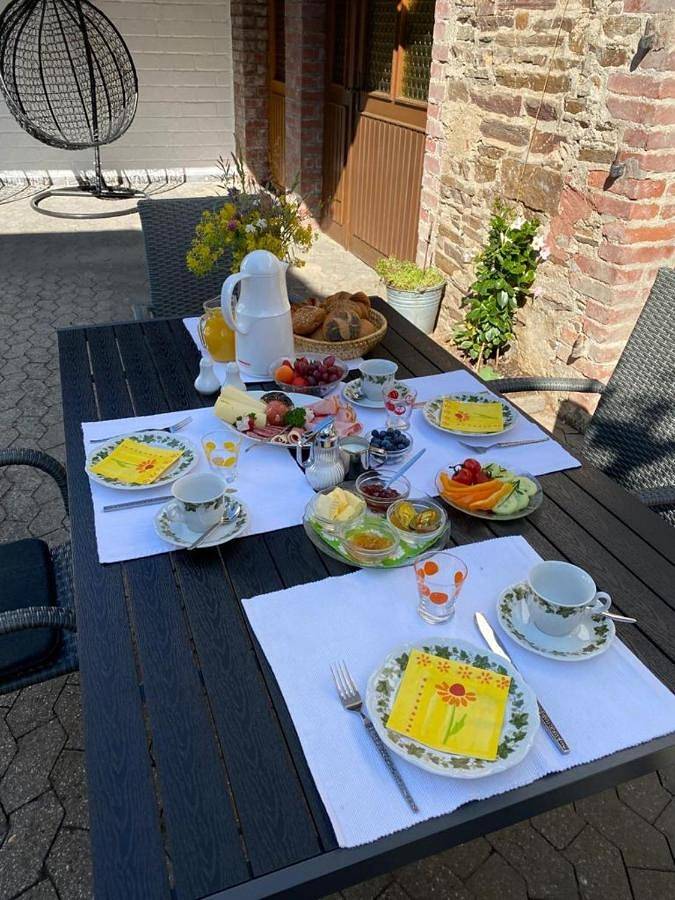 Single Room with Private Bathroom in Burg Eltz, Hatzenport