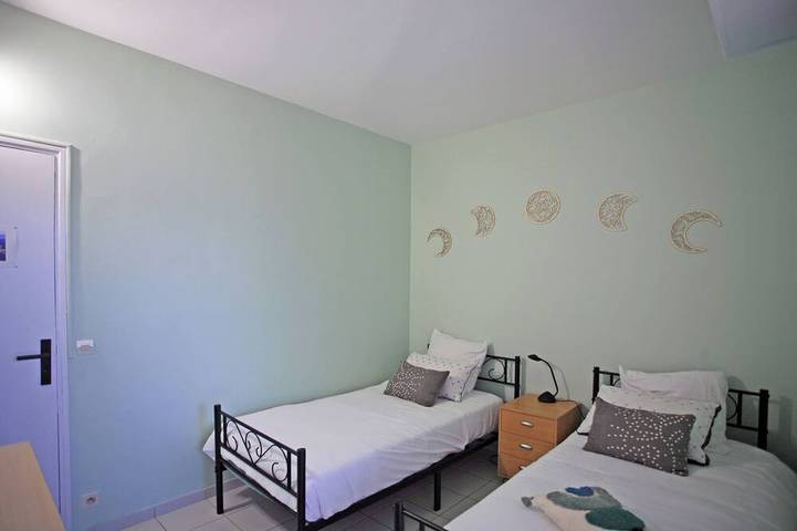 Gîte pour 4 personnes, avec jardin, animaux acceptés à Saint-Morillon - 3