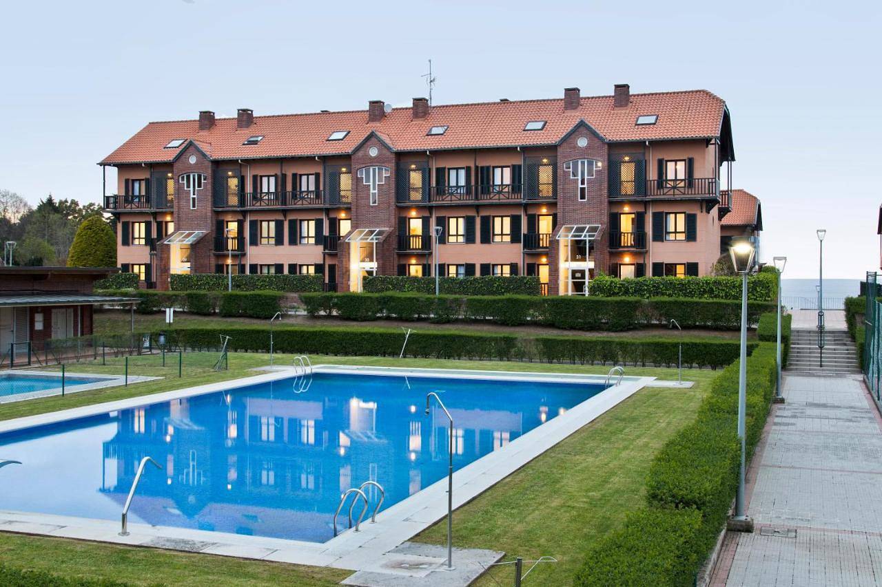 Apartamento entero, Abba Comillas Apartments in Comillas, Costa de Cantabria