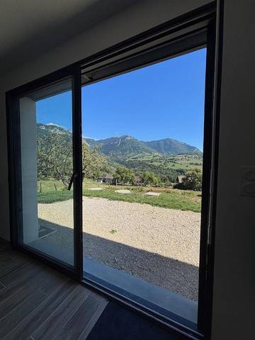 Gîte pour 4 personnes, avec vue et jardin à Saint-Jean-d'Arvey