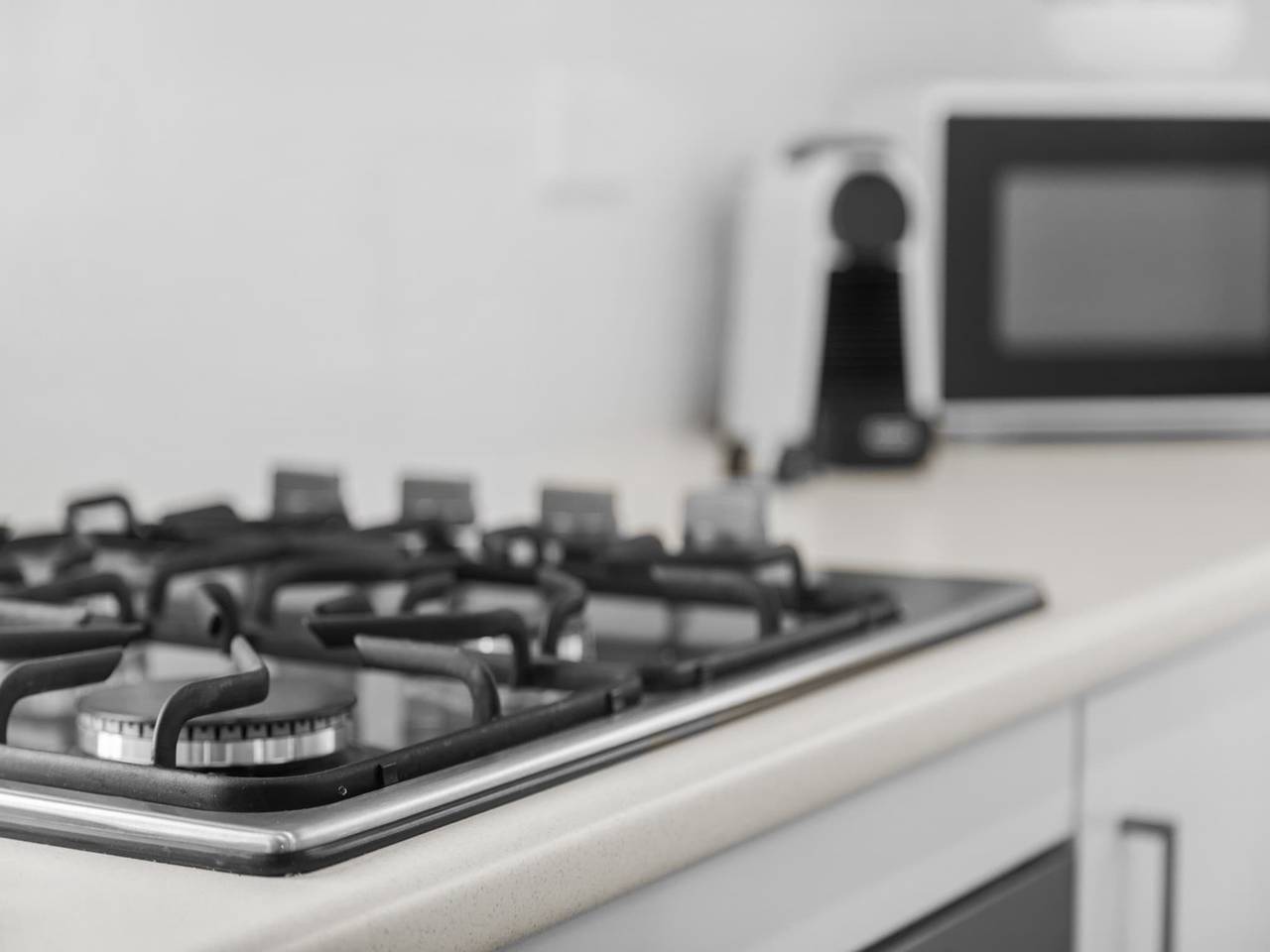 Entire apartment, Stylish 2-Bed Home Steps from Henley Beach in Henley Beach, South Australia