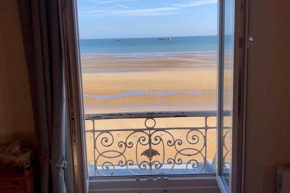 Entire apartment, L'Horizon Bleu (Blue Horizon), sea front in Asnelles, Côte de Nacre