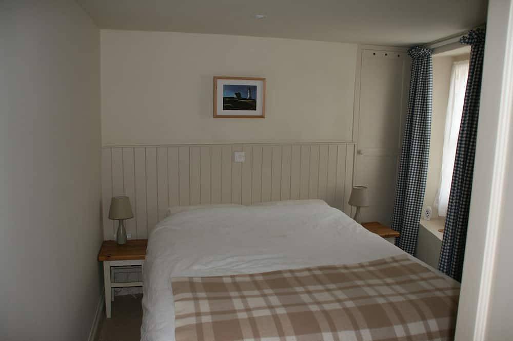 Cottage (2 bedrooms - 3 beds)  Polruan Fowey-stunning views over the estuary+sea in Polperro, Polruan